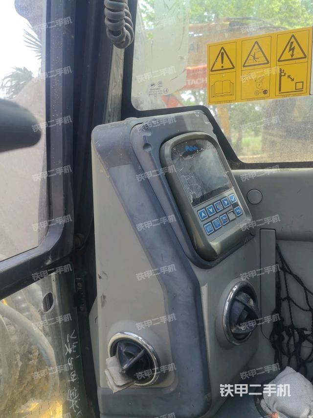 顯示屏?（駕駛室部分）