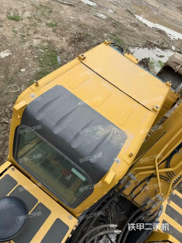 駕駛室頂部俯視(上車部件) 駕駛室頂部俯視(上車部件)