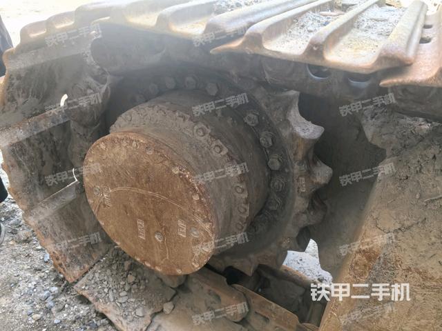 右側(cè)履帶整體（行走機構(gòu)）