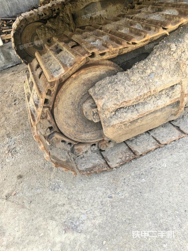 左導(dǎo)向輪（行走機構(gòu)）