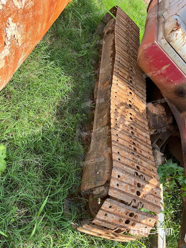 單側(cè)履帶整體（整機(jī)外觀）