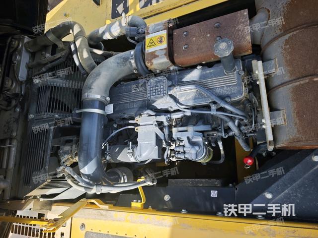 發(fā)動(dòng)機(jī)整體俯視(整機(jī)外觀) 發(fā)動(dòng)機(jī)整體俯視(整機(jī)外觀)