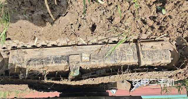 单侧履带整体（整机外观）