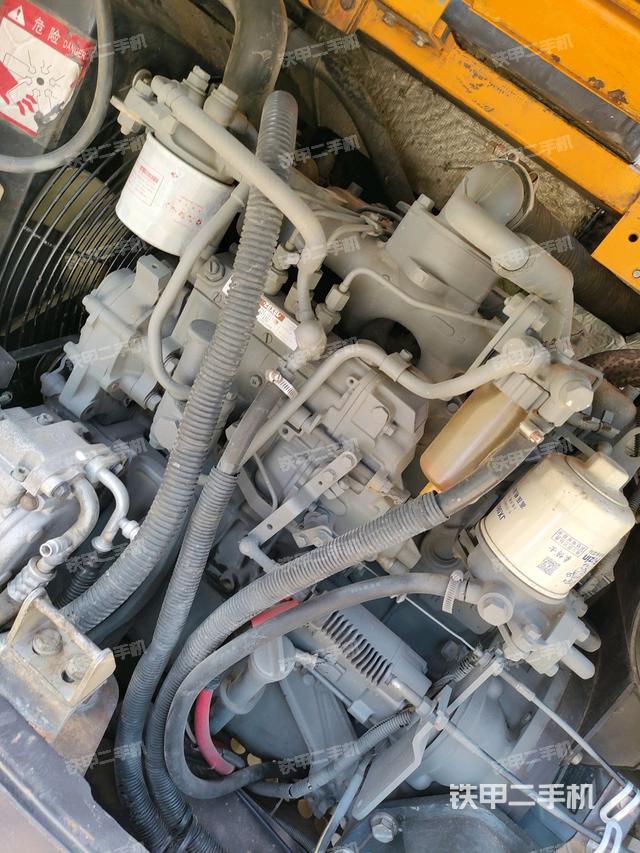 發(fā)動機(jī)室(上車部件) 發(fā)動機(jī)室(上車部件)
