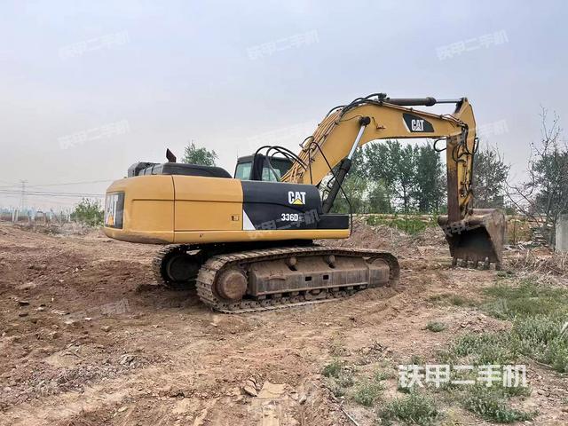 單側(cè)履帶整體（整機(jī)外觀）