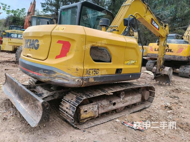 整機右后45°（整機外觀）