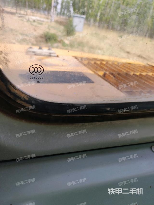 后窗玻璃角標(biāo)（駕駛室部分）