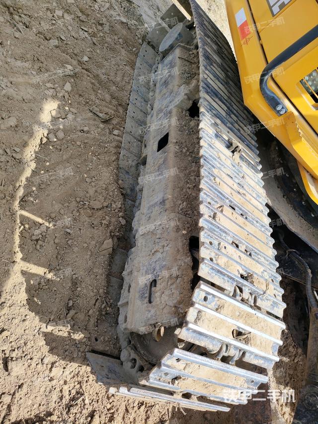 左側(cè)履帶整體?（行走機構(gòu)）