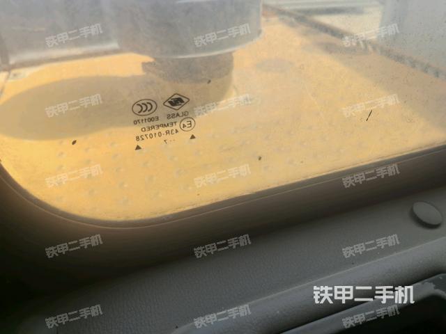 后窗玻璃角標(biāo)（駕駛室部分）