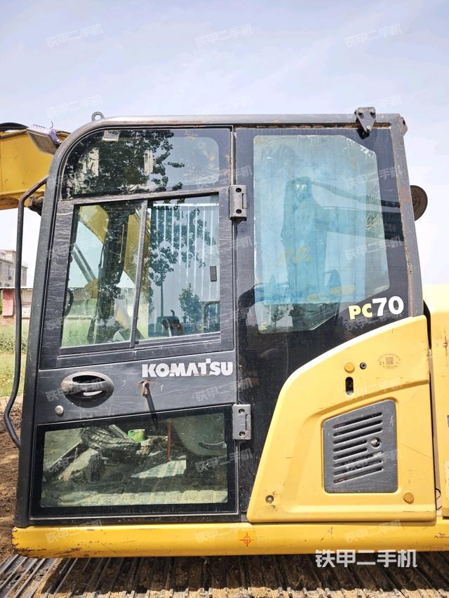 ?駕駛室正側(cè)（駕駛室部分）