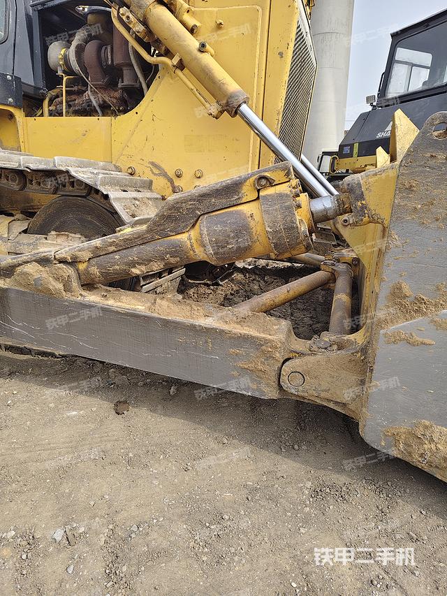 整機(jī)右側(cè)（設(shè)備外觀及核心部件）