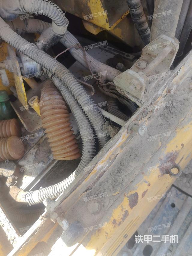 電瓶（大件艙室）