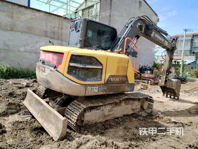 右后45(整機外觀) 右后45(整機外觀)