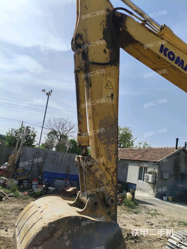 小臂整体左后（工作和回转装置）