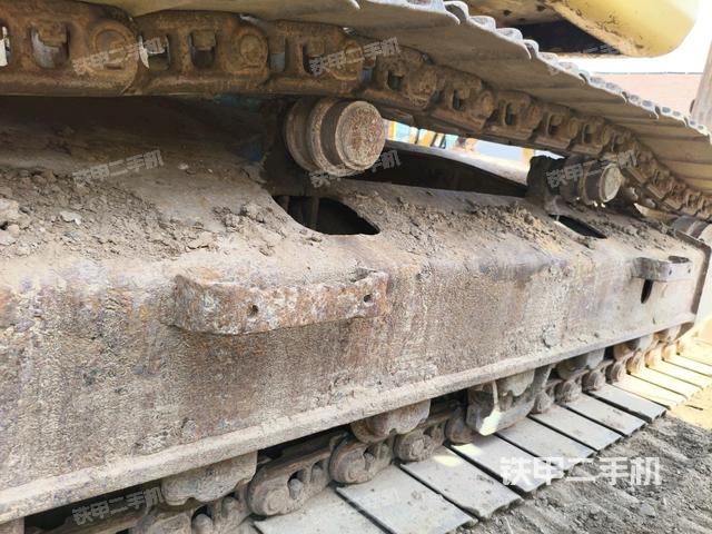 左側(cè)履帶整體?（行走機(jī)構(gòu)）