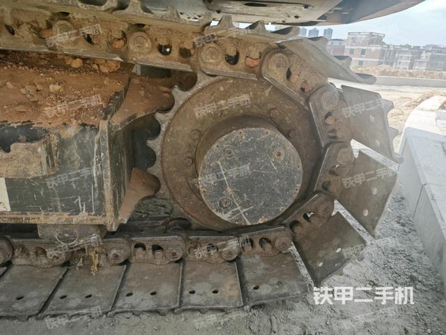 左側(cè)行走馬達(dá)蓋板（行走機(jī)構(gòu)）