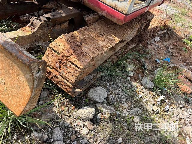 單側(cè)履帶整體（整機(jī)外觀）