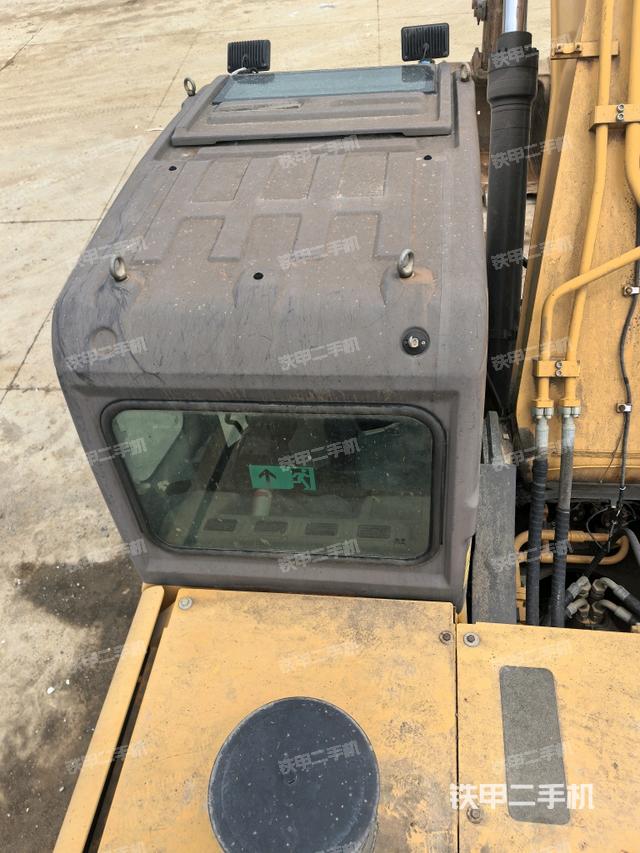 駕駛室頂部俯視(上車部件) 駕駛室頂部俯視(上車部件)