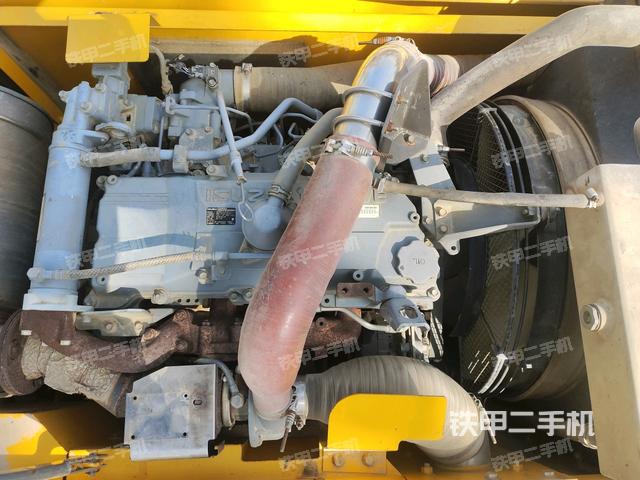 發(fā)動(dòng)機(jī)室(上車部件) 發(fā)動(dòng)機(jī)室(上車部件)