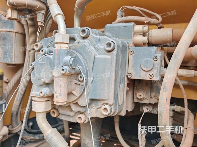 液壓泵室(大件艙室) 液壓泵室(大件艙室)