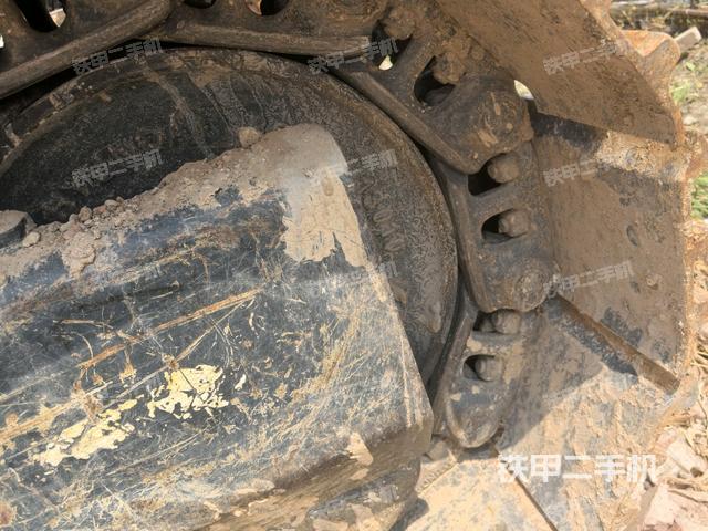 左驅(qū)動(dòng)輪（行走機(jī)構(gòu)）