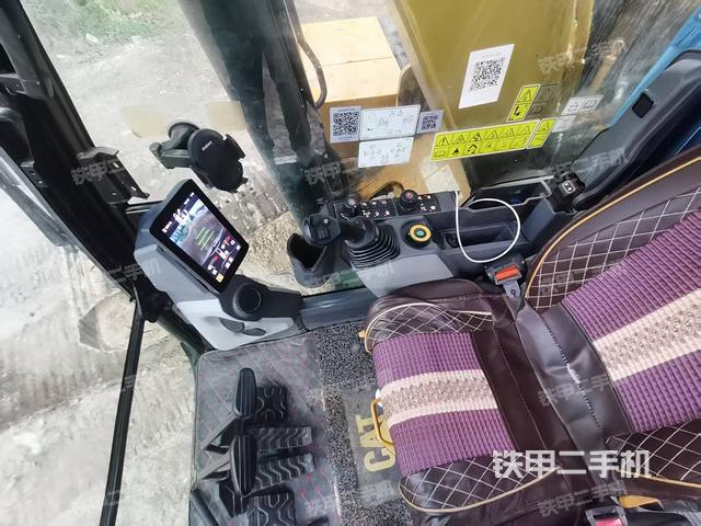 驾驶室整体（整机外观）