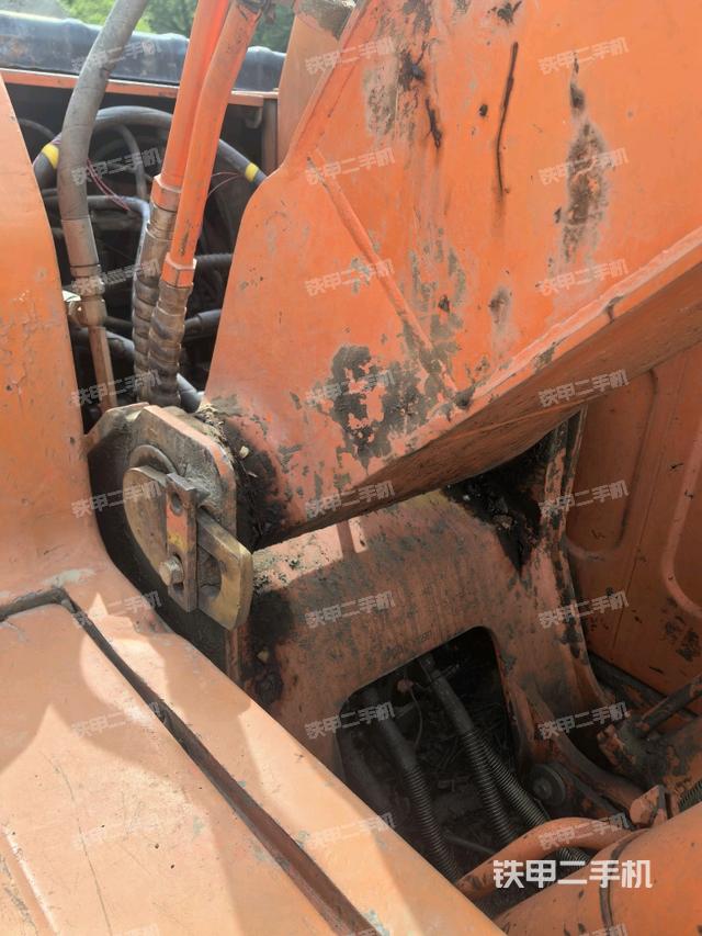 大臂根部?斜視（工作和回轉(zhuǎn)裝置）