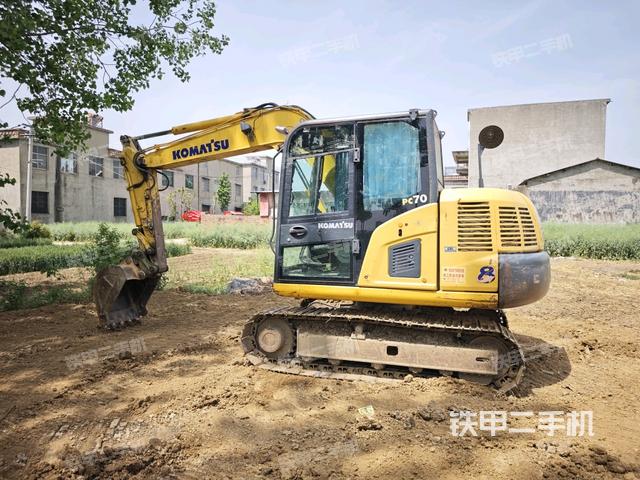 小松PC60-8挖掘机的设备实拍-第3张实拍照片