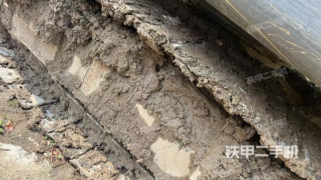 左托鏈輪和鏈筋（行走機(jī)構(gòu)）