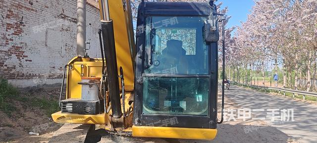 驾驶室整体（整机外观）