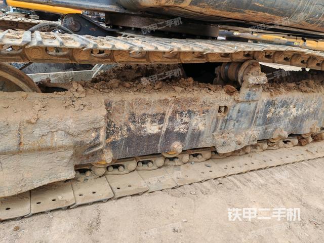 單側履帶整體(整機外觀) 單側履帶整體(整機外觀)