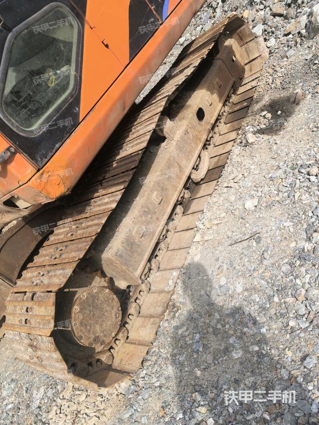 左側(cè)履帶整體?（行走機構）