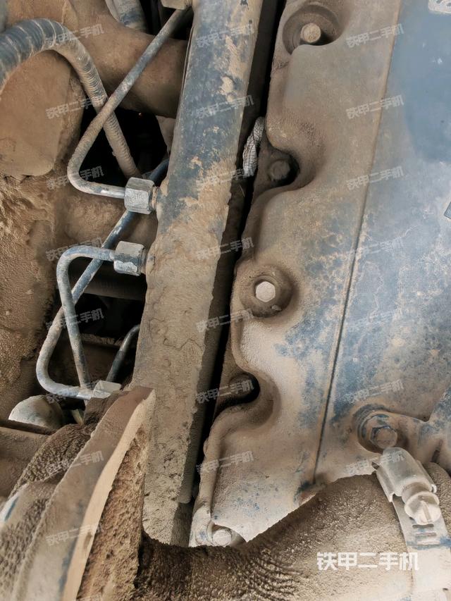 氣門室蓋螺絲特寫(上車部件) 氣門室蓋螺絲特寫(上車部件)