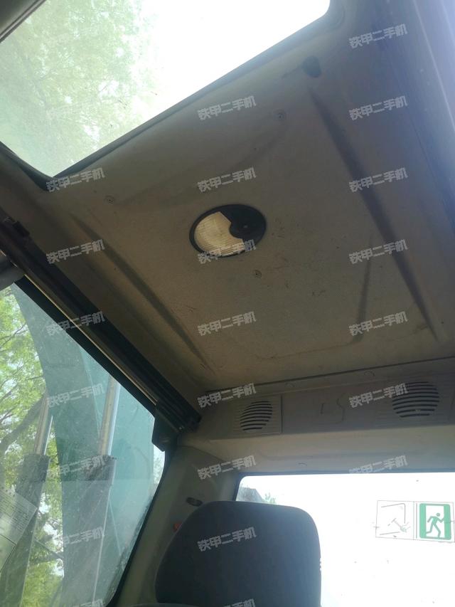 頂棚整體（駕駛室部分）