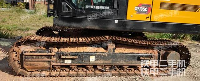 單側(cè)履帶整體（整機(jī)外觀）