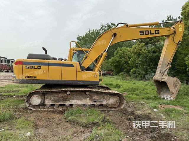 右后45(整機(jī)外觀) 右后45(整機(jī)外觀)