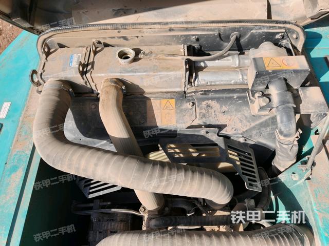 發(fā)動機室(上車部件) 發(fā)動機室(上車部件)