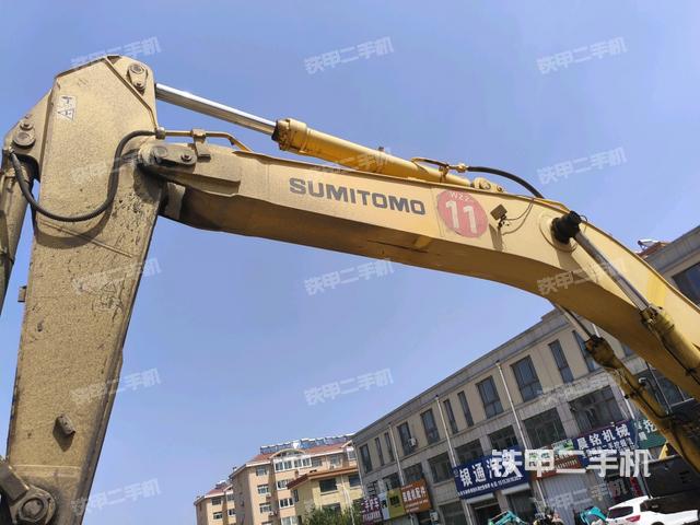 大臂整體?右側(工作和回轉裝置) 大臂整體?右側(工作和回轉裝置)