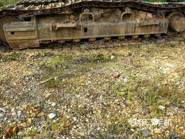 左側(cè)履帶整體?（行走機(jī)構(gòu)）