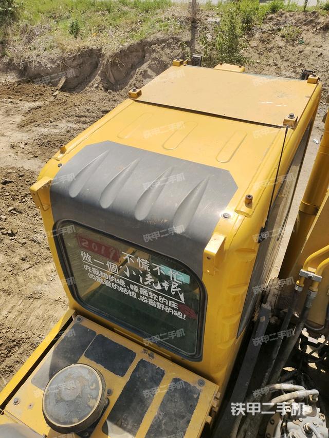 駕駛室頂部俯視（上車部件）