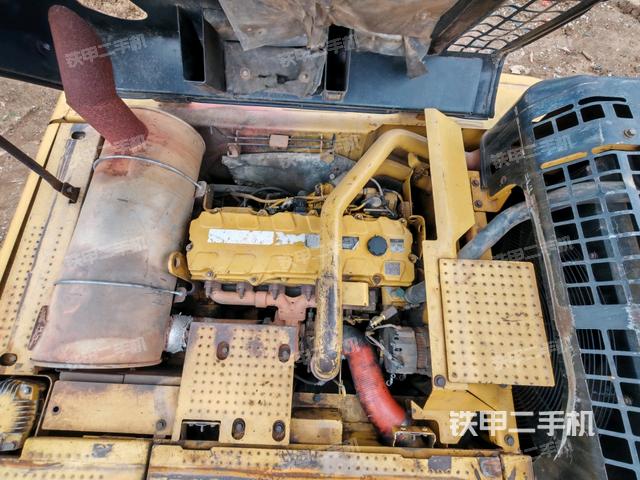 發(fā)動(dòng)機(jī)整體俯視(整機(jī)外觀) 發(fā)動(dòng)機(jī)整體俯視(整機(jī)外觀)