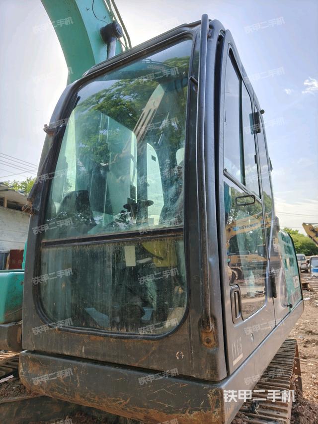 顯示屏?(駕駛室部分) 顯示屏?(駕駛室部分)