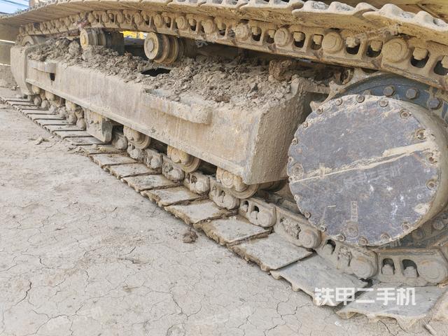 左側履帶整體?（行走機構）