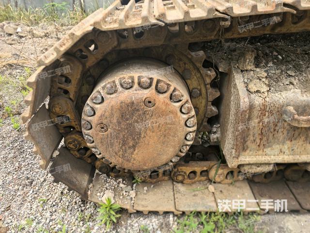 左驅(qū)動(dòng)輪（行走機(jī)構(gòu)）