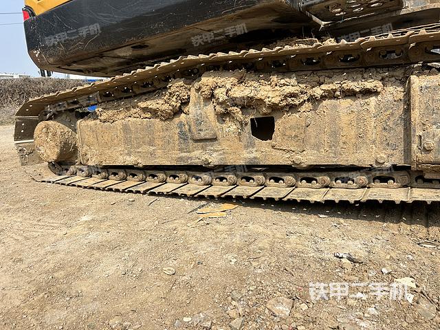 单侧履带整体（整机外观）