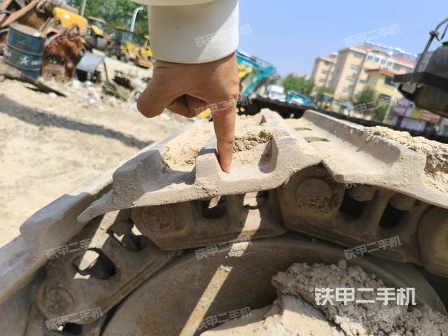 左導向輪(行走機構) 左導向輪(行走機構)