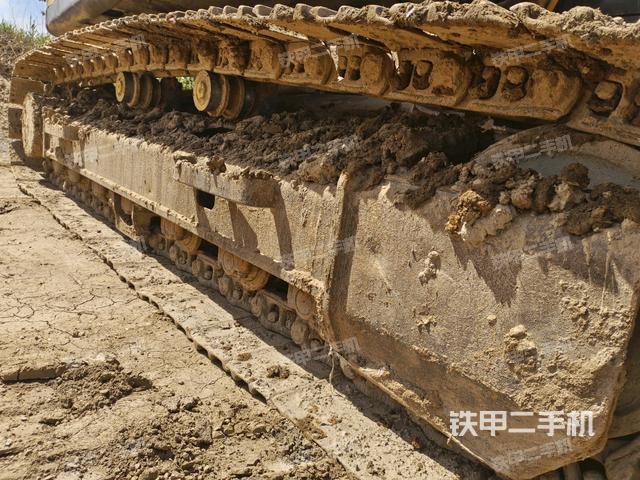 右側行走馬達蓋板（行走機構）