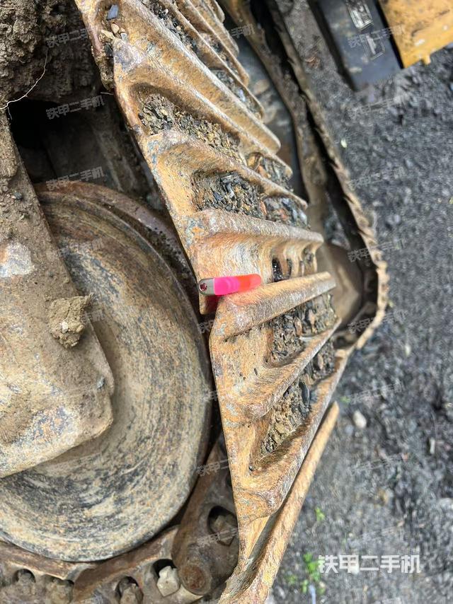 单侧履带整体（整机外观）