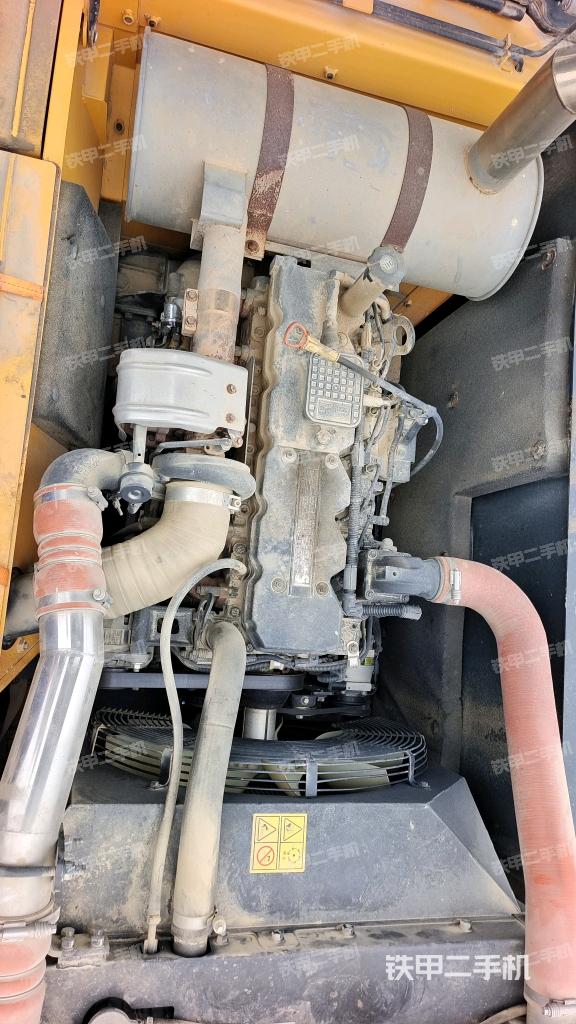 發(fā)動(dòng)機(jī)室(上車部件) 發(fā)動(dòng)機(jī)室(上車部件)