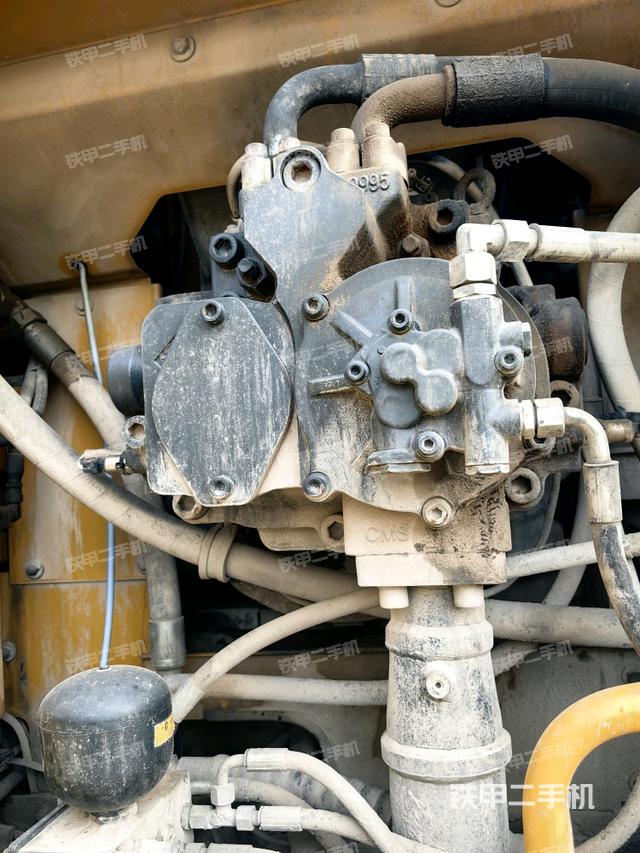 液壓泵室（大件艙室）